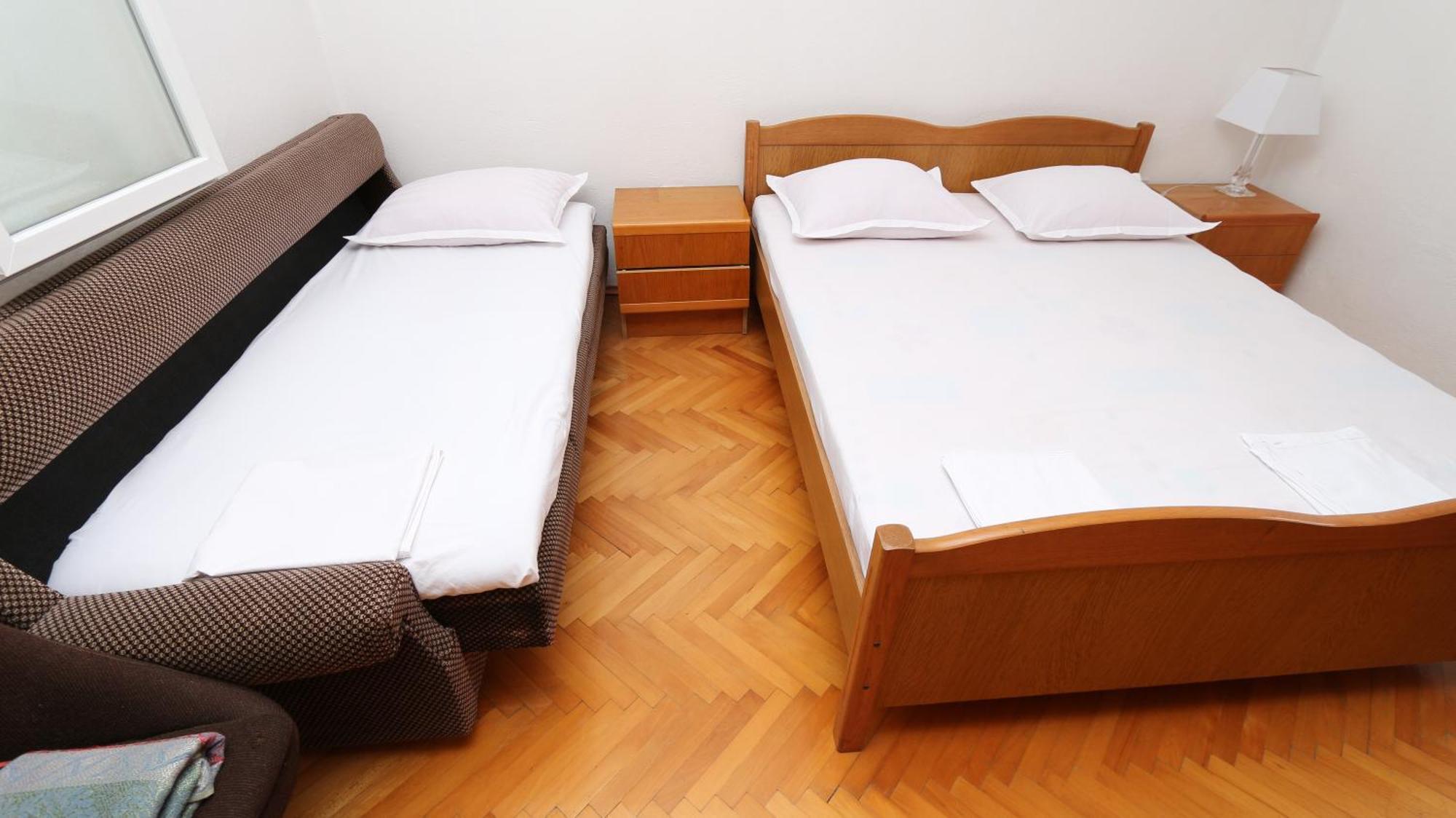 Dinka Guesthouse Makarska Bagian luar foto