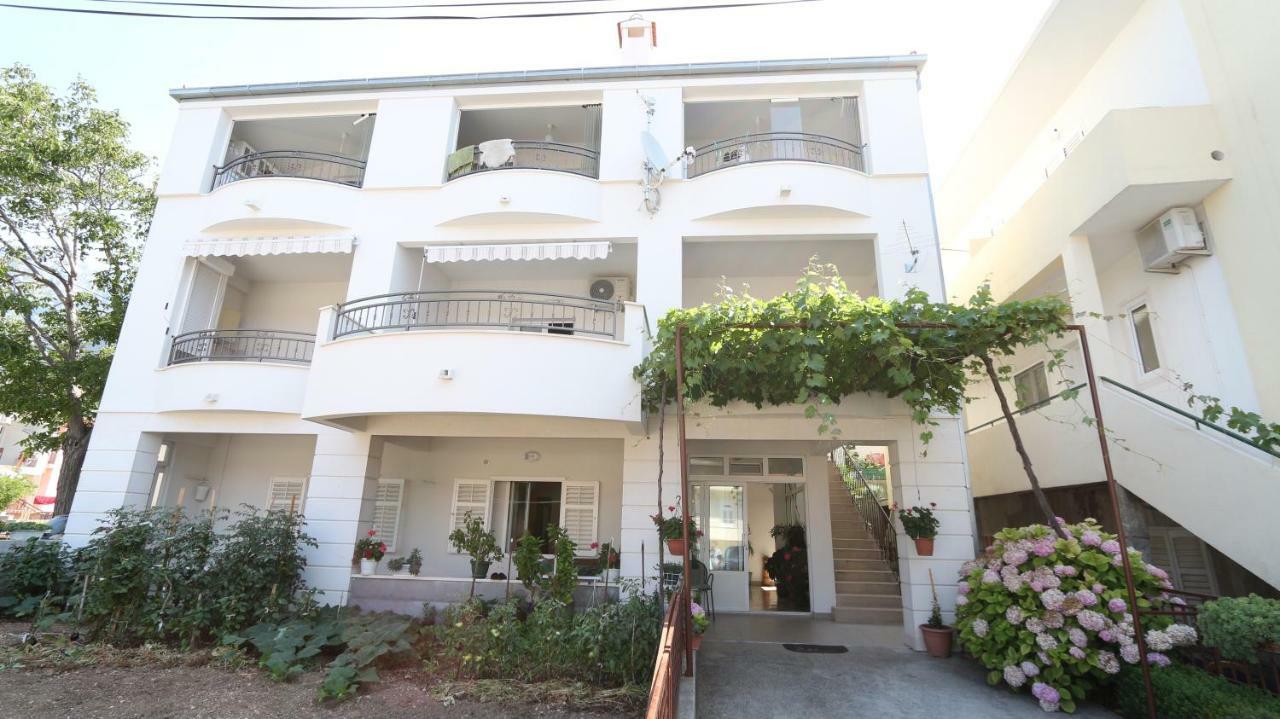Dinka Guesthouse Makarska Bagian luar foto