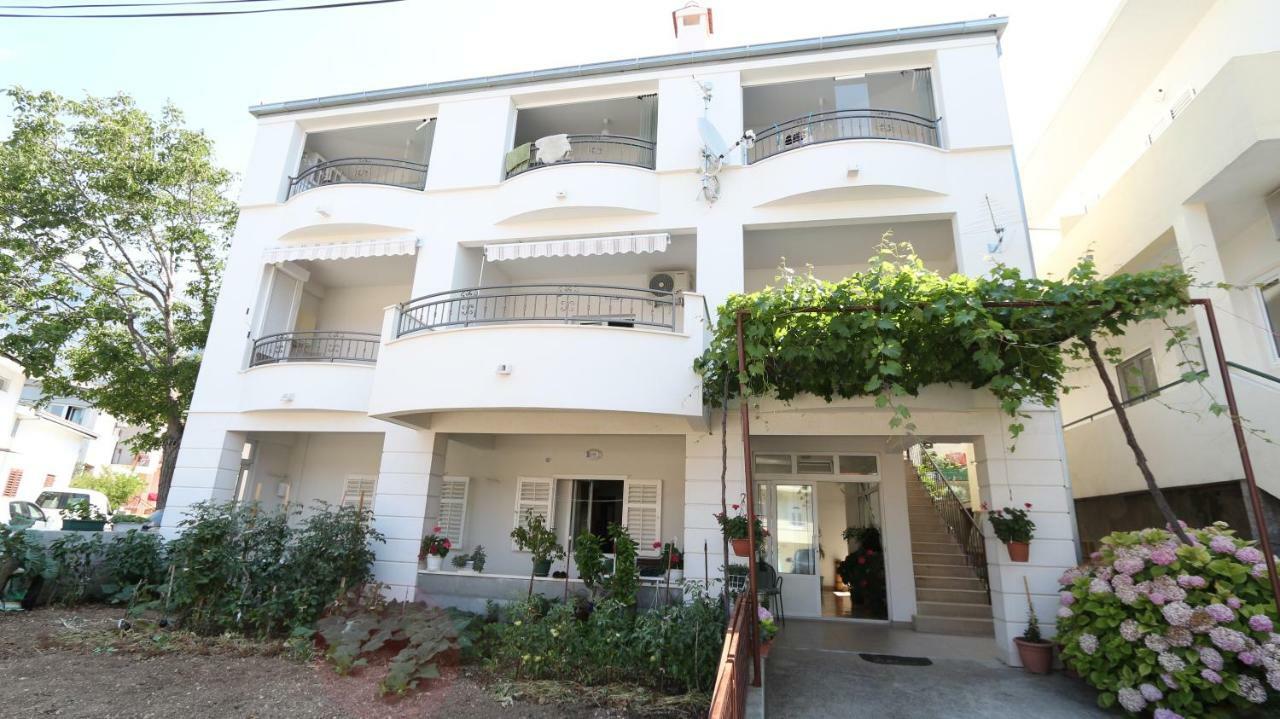 Dinka Guesthouse Makarska Bagian luar foto
