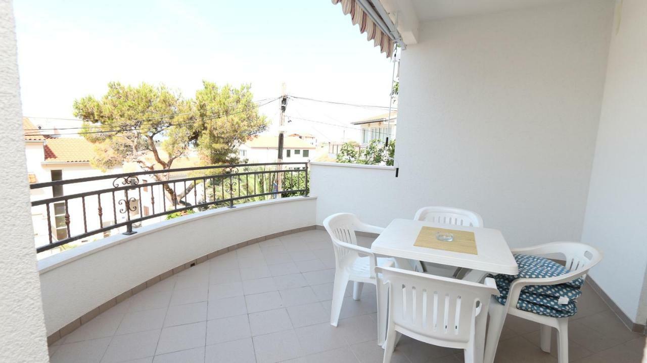 Dinka Guesthouse Makarska Bagian luar foto