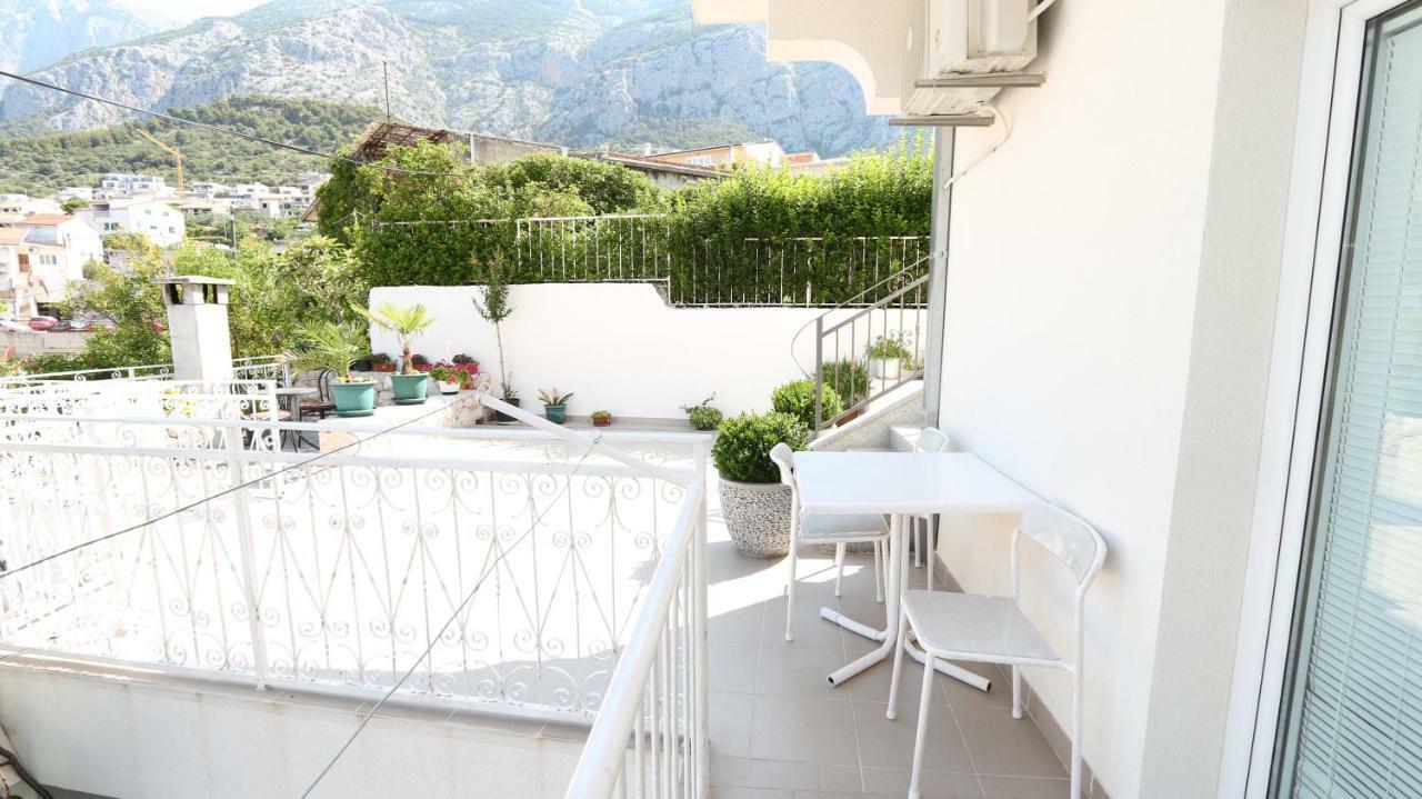 Dinka Guesthouse Makarska Bagian luar foto