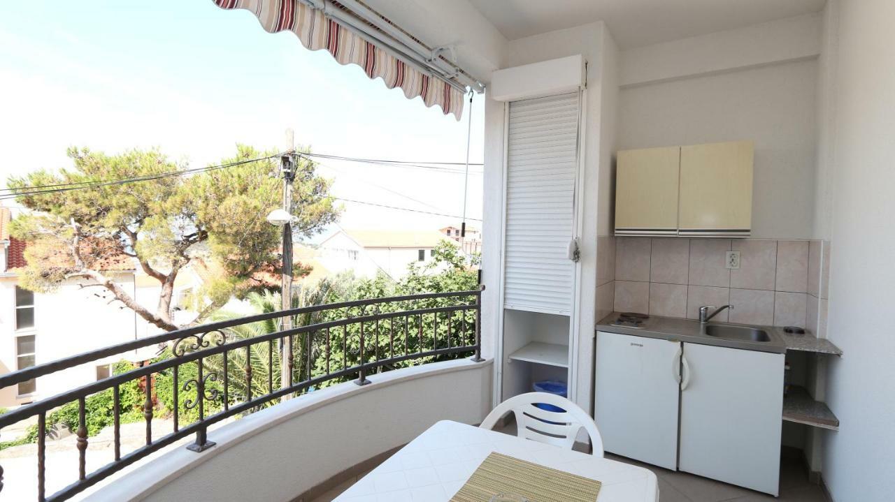 Dinka Guesthouse Makarska Bagian luar foto