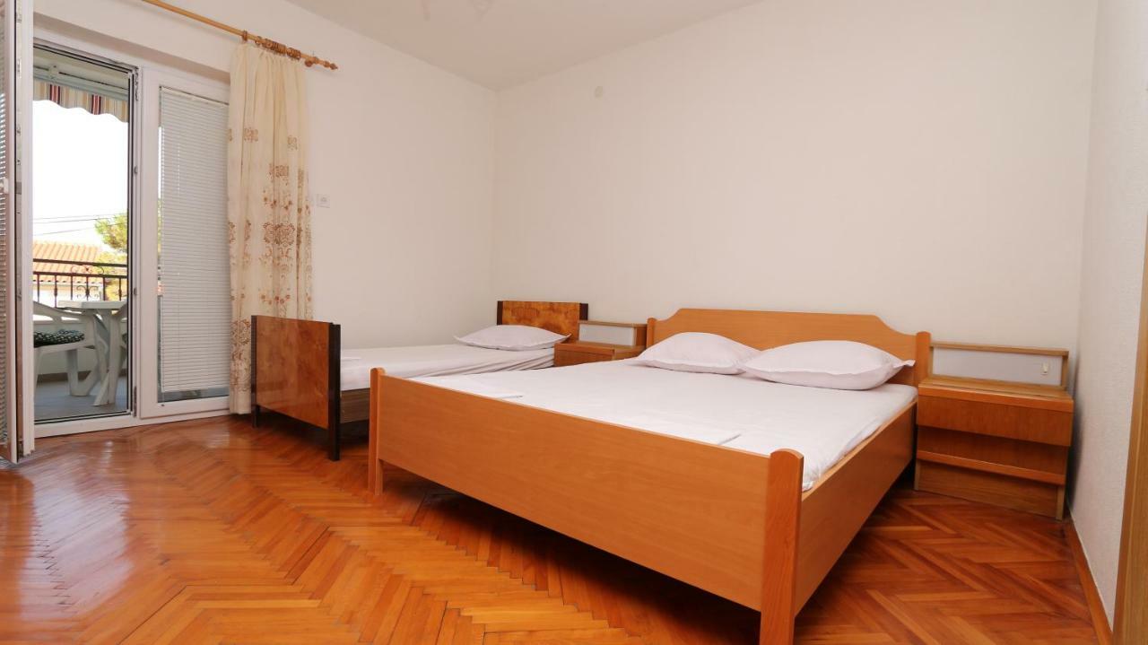 Dinka Guesthouse Makarska Bagian luar foto