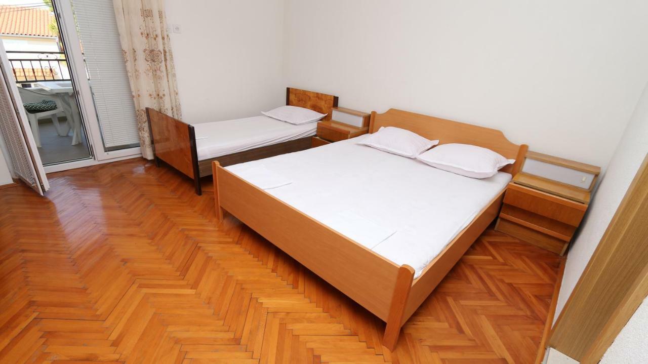 Dinka Guesthouse Makarska Bagian luar foto