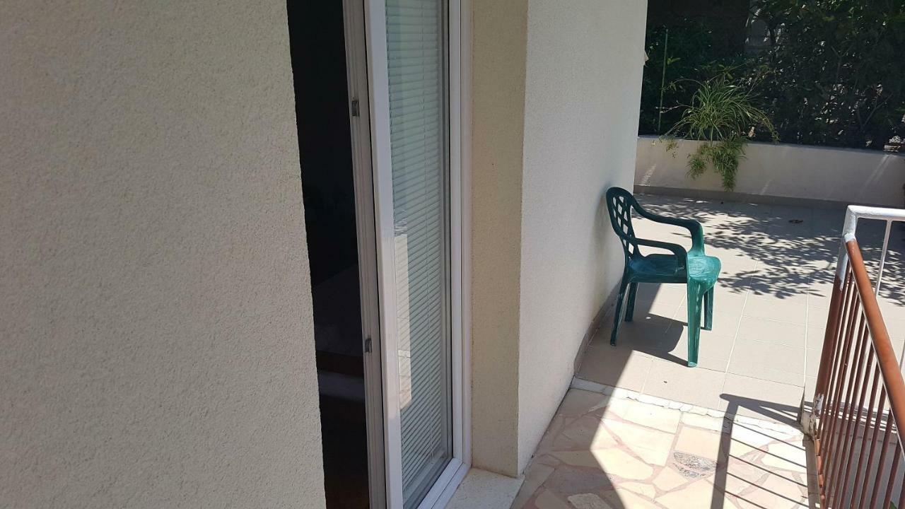 Dinka Guesthouse Makarska Bagian luar foto